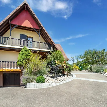 Ferienhaus In With Private Garden